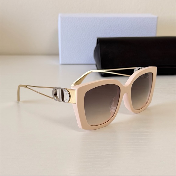 New! Dior Blush Sunglasses, 30Montaigne S13F 43A2, Authentic - Picture 4 of 11